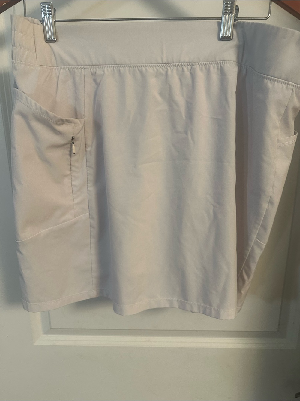 Light Blush Skort with Side Pockets - Picture 1 of 2